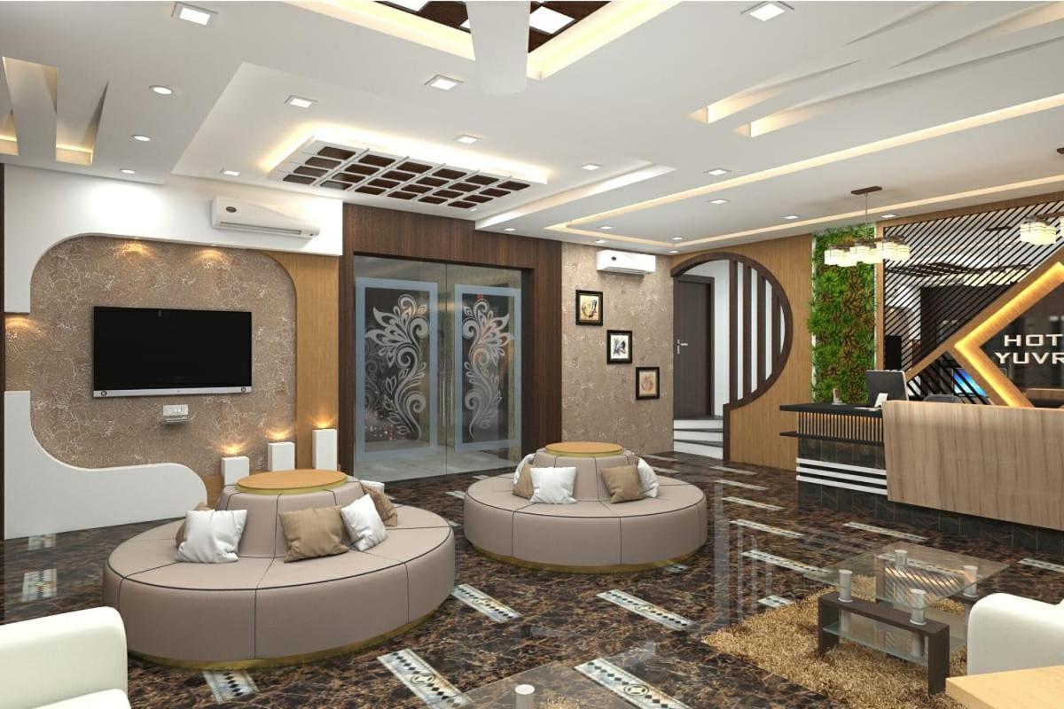 Hotel Yuvraj Grand Jabalpur Ngoại thất bức ảnh