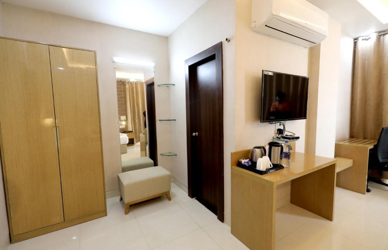 Hotel Yuvraj Grand Jabalpur Ngoại thất bức ảnh