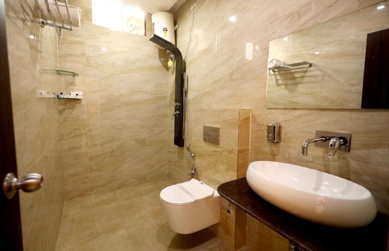 Hotel Yuvraj Grand Jabalpur Ngoại thất bức ảnh